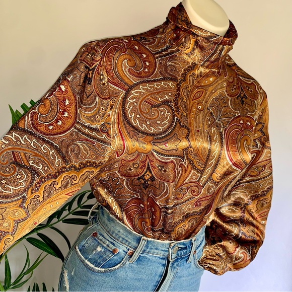 v i n t a g e :: Flowy High Neck Paisley Satin Blouse - Picture 2 of 11